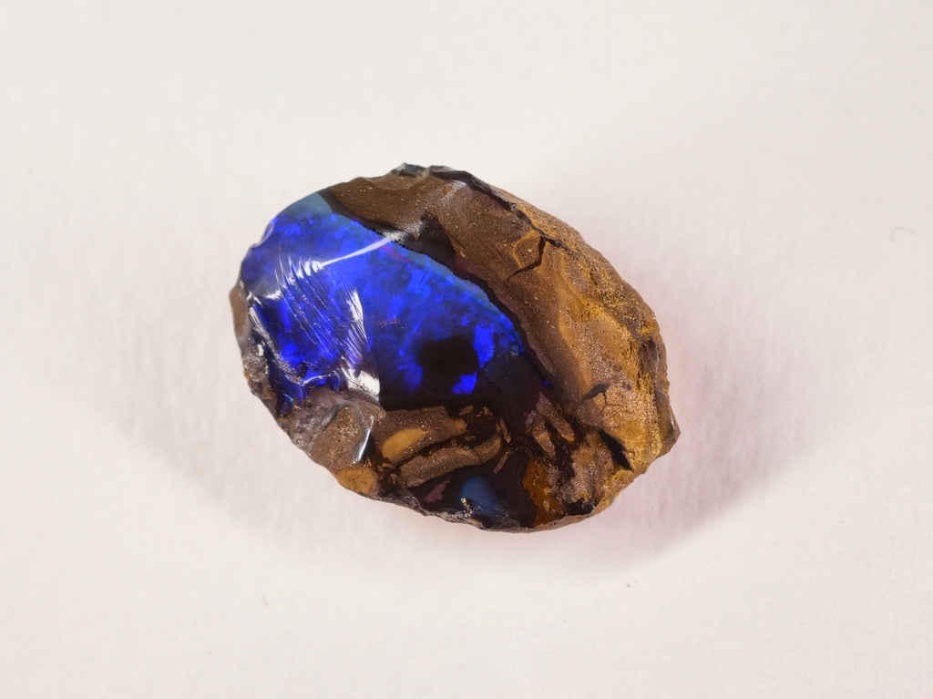Opale boulder d’Australie — forme libre — 30,7 ct