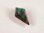 Opale boulder d’Australie — ovale — 4,9 ct