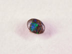 Opale boulder d’Australie — ovale — 0,4 ct