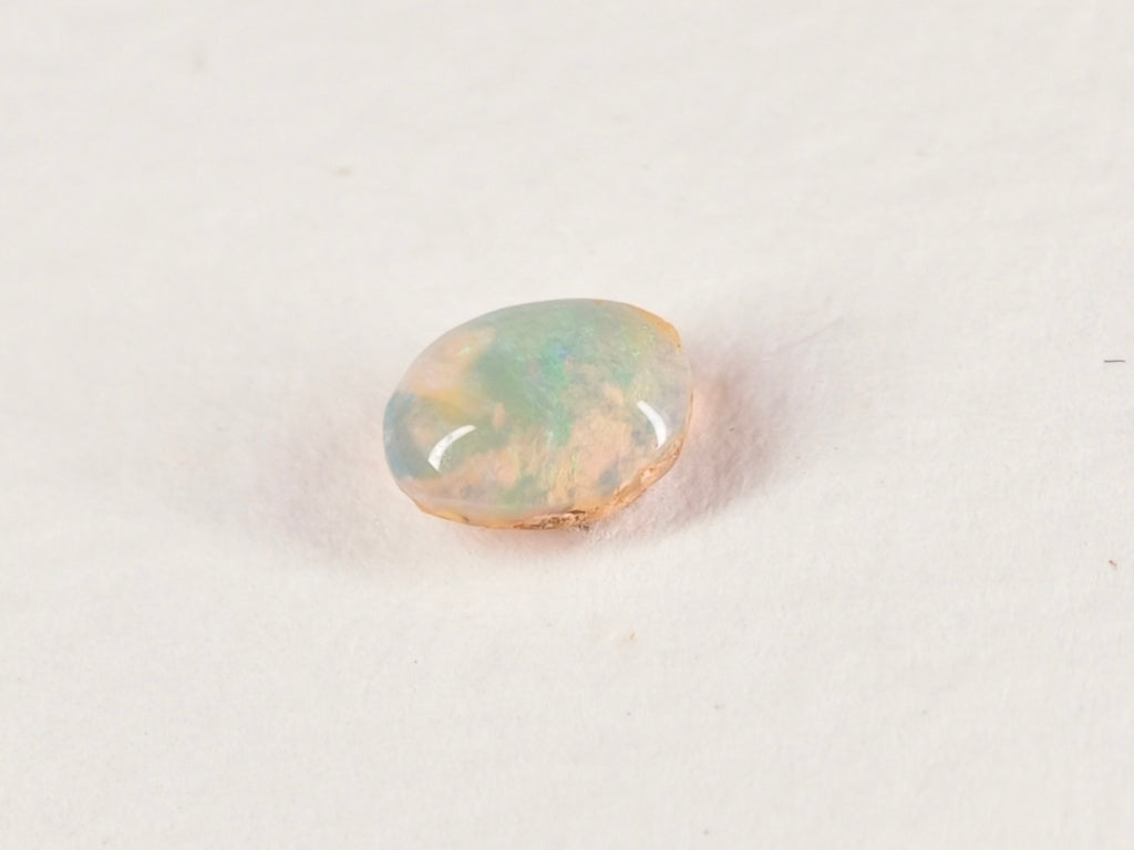 Opale boulder d’Australie — ovale — 0,55 ct