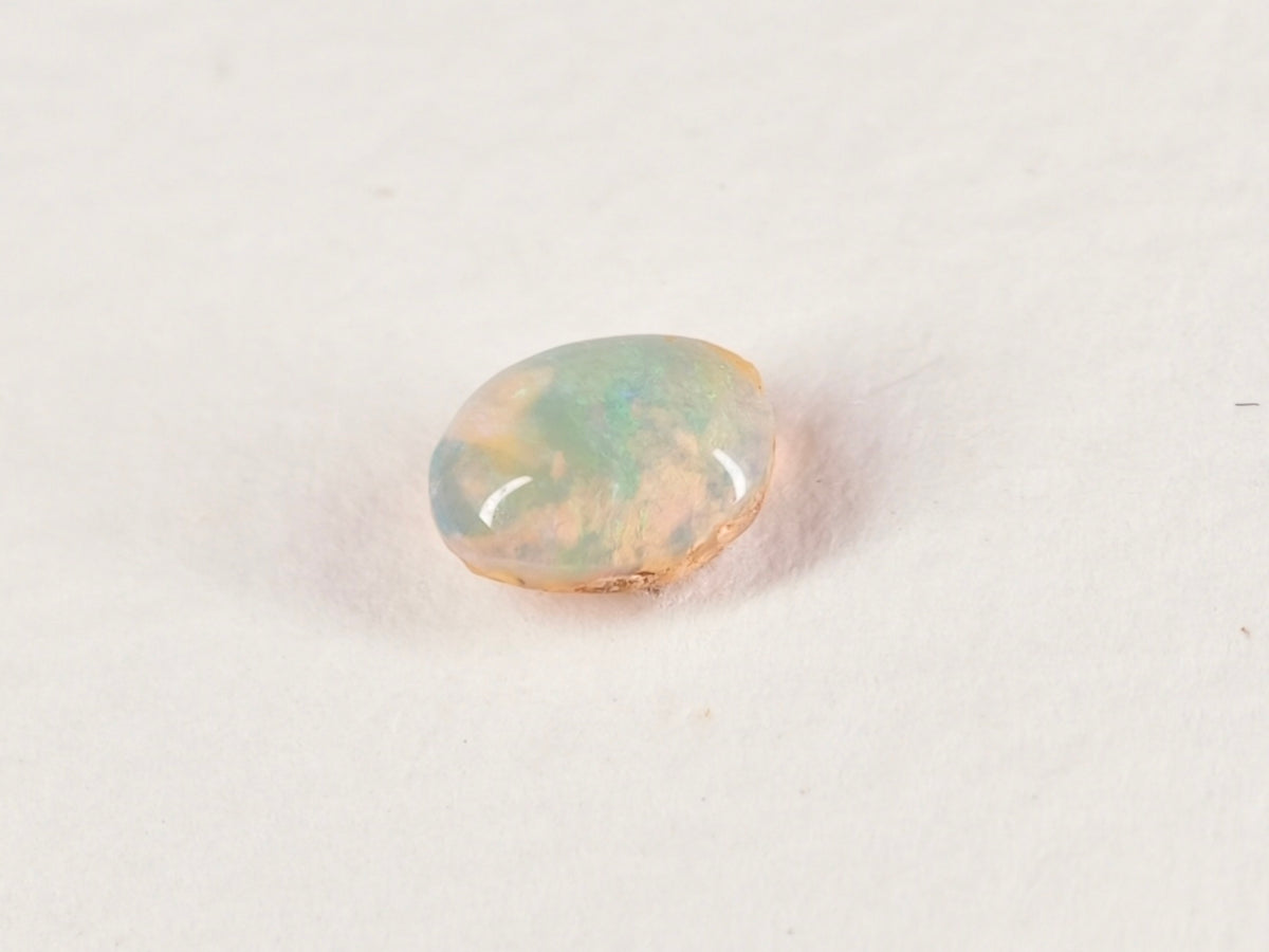 Opale boulder d’Australie — ovale — 0,55 ct