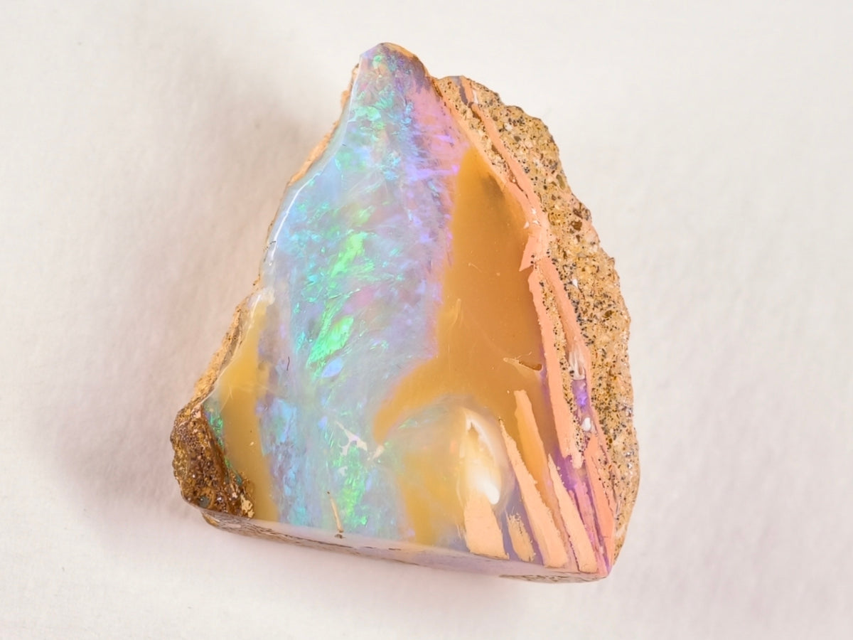 Duo d’opales boulder d’Australie — forme libre — 50 ct