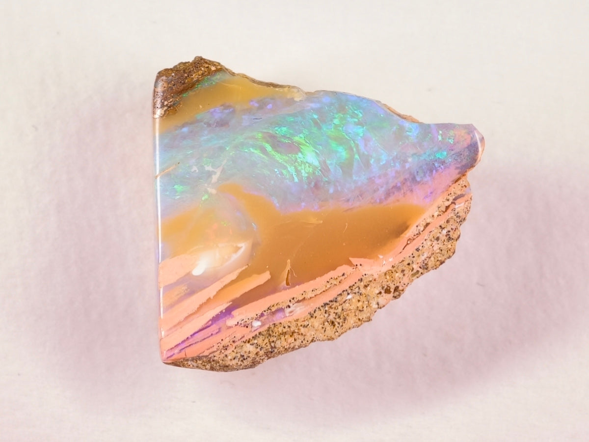 Duo d’opales boulder d’Australie — forme libre — 50 ct