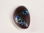 Opale boulder d’Australie — forme libre — bleu-vert — 28 ct