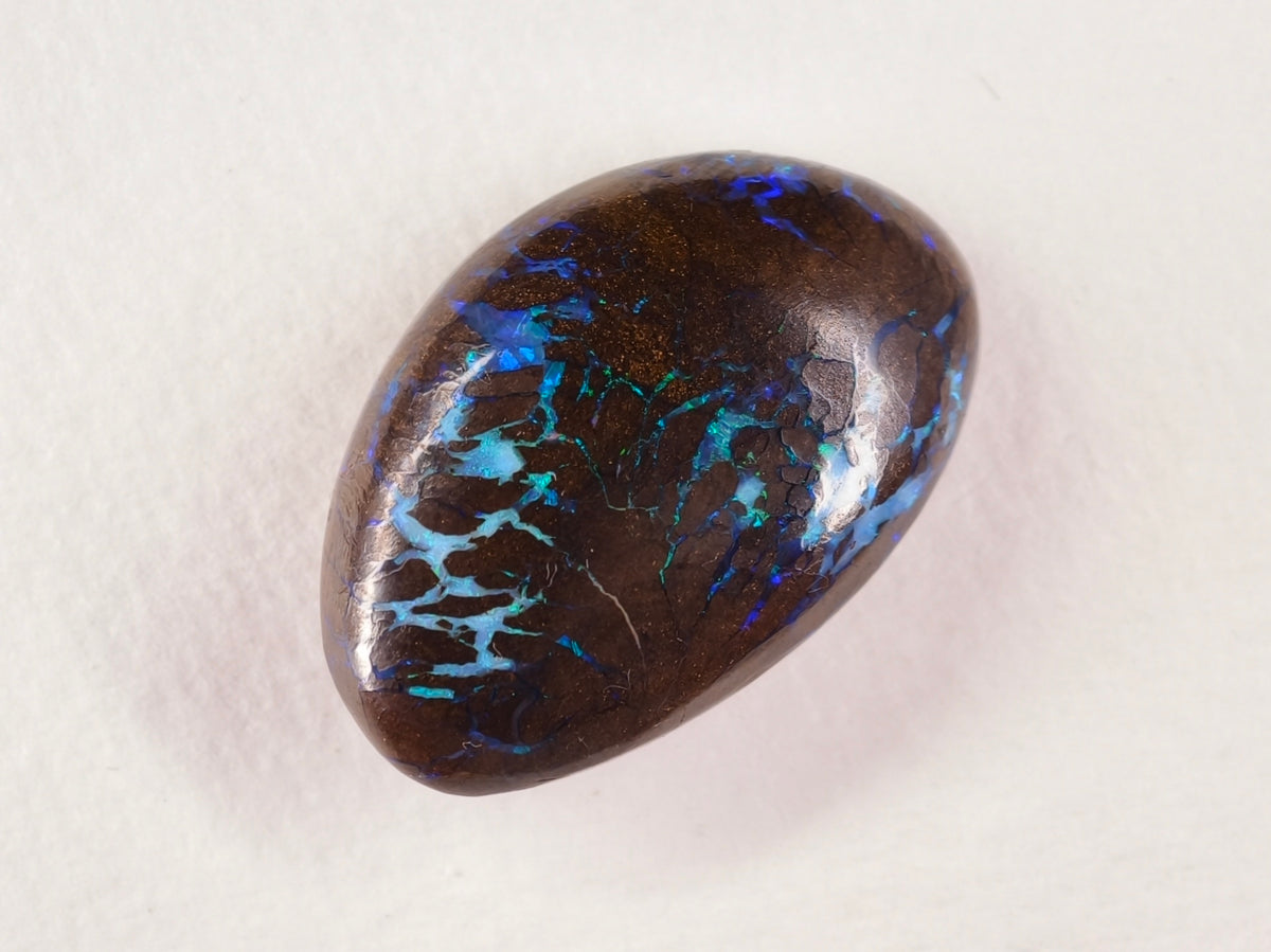 Opale boulder d’Australie — forme libre — bleu-vert — 28 ct