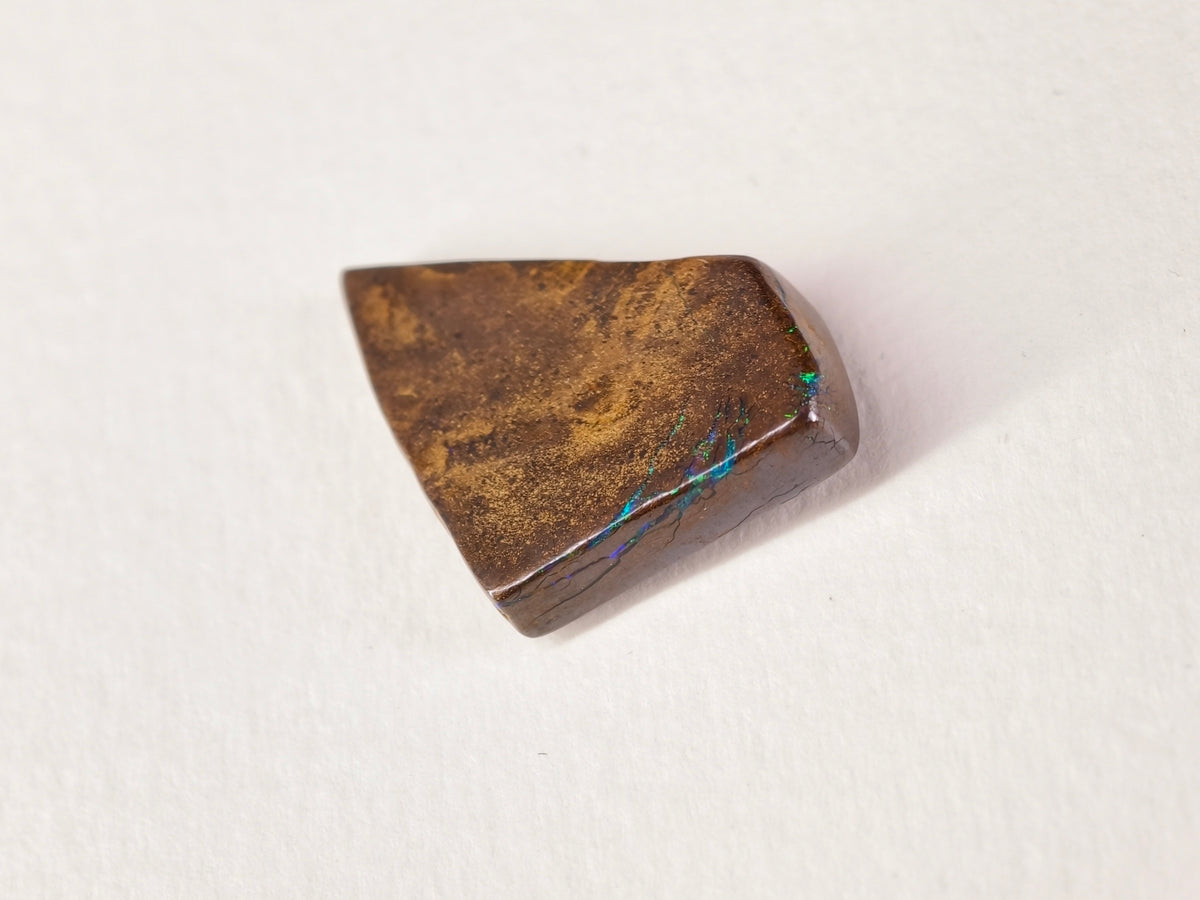 Opale boulder d’Australie — forme libre — 21,3 ct