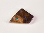 Opale boulder d’Australie — forme libre — 21,3 ct