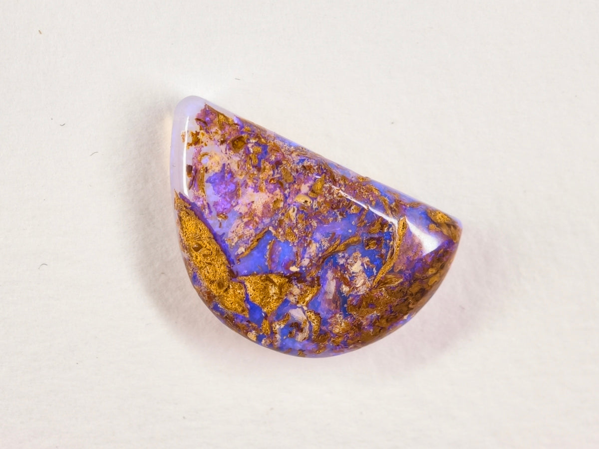 Opale boulder d’Australie — forme libre — 14,5 ct