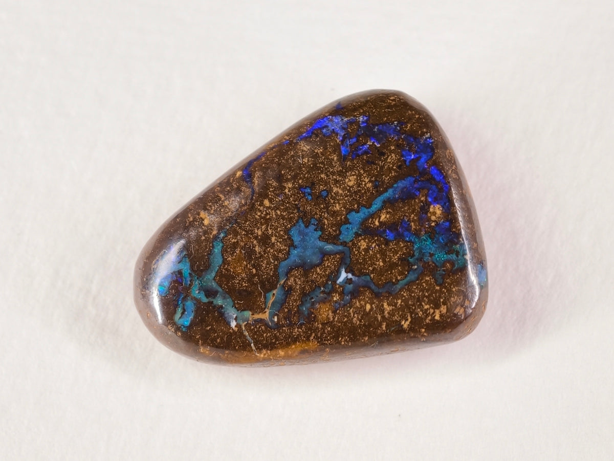 Opale boulder d’Australie — forme libre — 34 ct