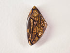 Opale boulder d’Australie — forme libre — violet — 28 ct