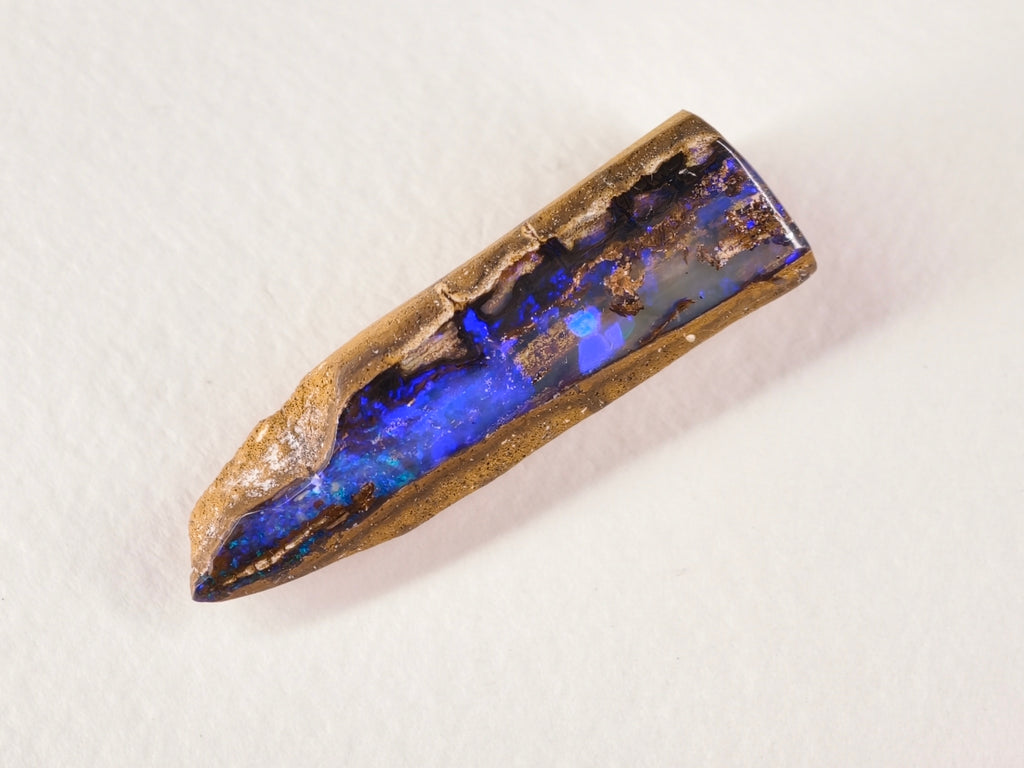 Opale boulder d’Australie — forme libre — 17,7 ct
