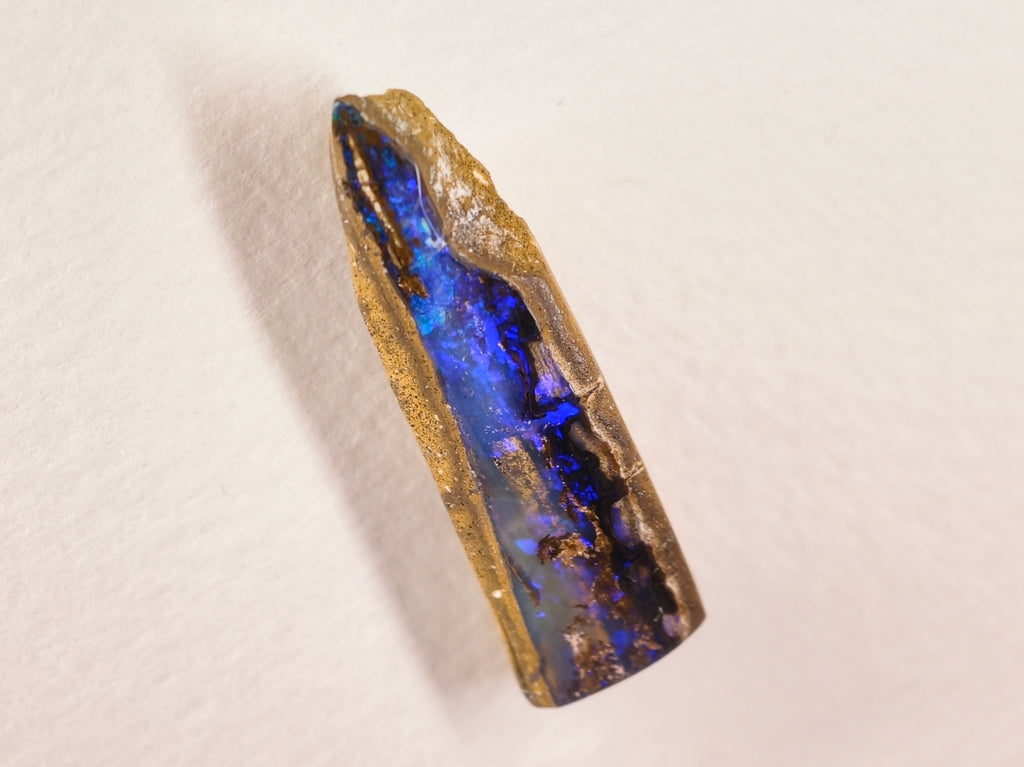 Opale boulder d’Australie — forme libre — 17,7 ct