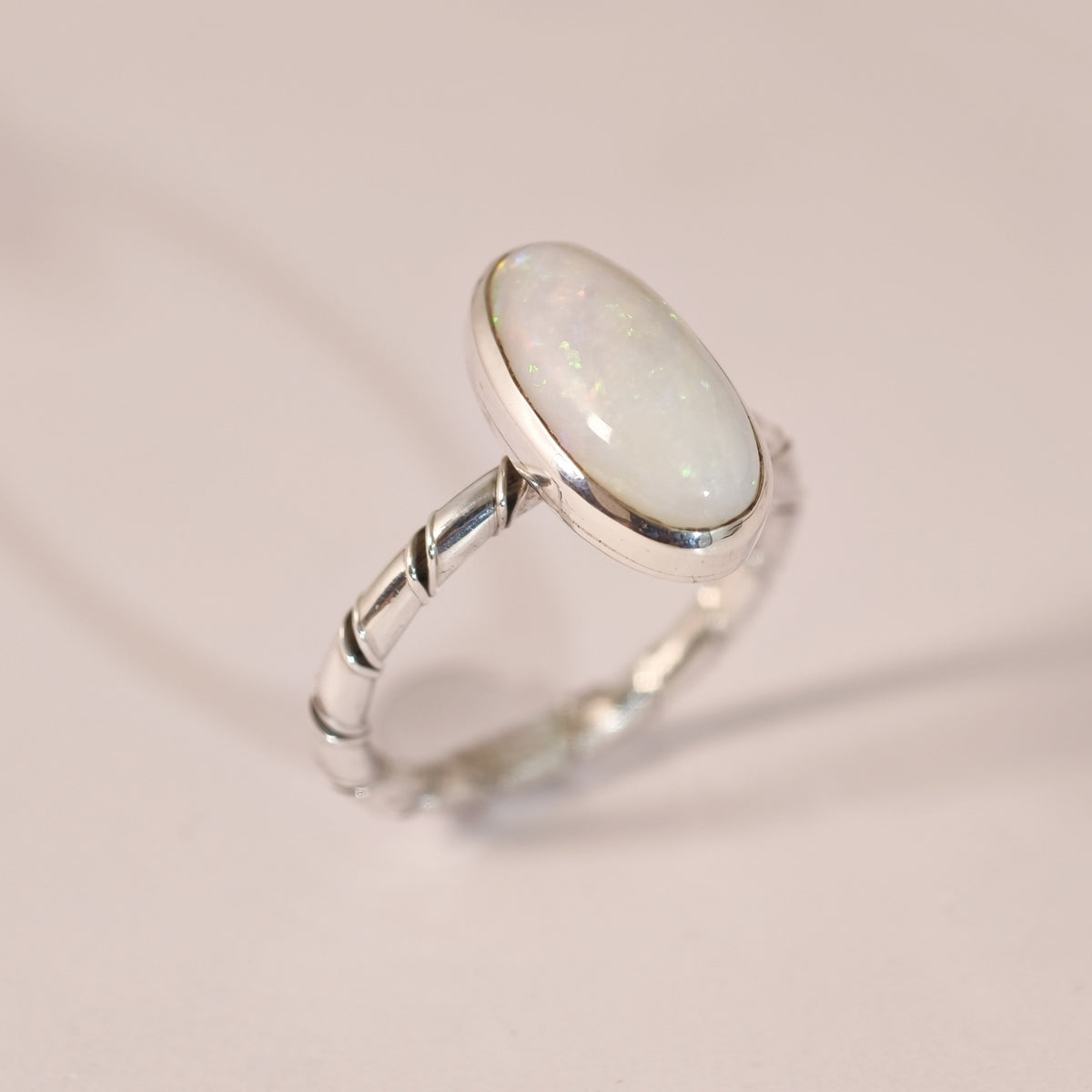 Bague opale de Coober Pedy en argent 925 – Taille 58 – BA07 — vue 3 — Tirou Bijou
