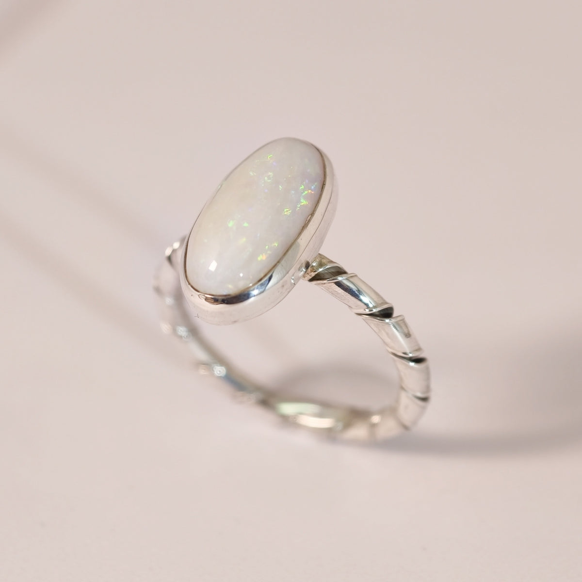 Bague opale de Coober Pedy en argent 925 – Taille 58 – BA07 — vue 5 — Tirou Bijou