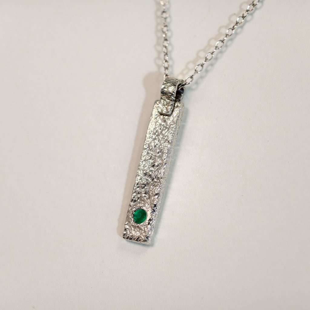 Pendentif émeraude en argent 925 – P01 — vue 1 — Tirou Bijou