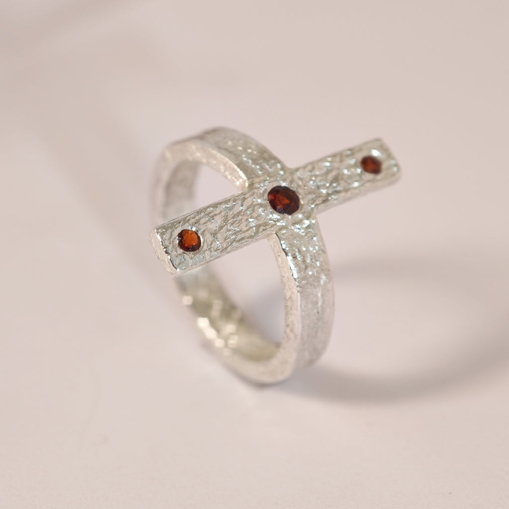 Bague croix en argent 925 et grenats – Taille 56 – BA06 — vue 3 — Tirou Bijou