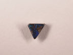 Opale boulder d’Australie — triangle — 2,6 ct