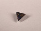 Opale boulder d’Australie — triangle — 3,4 ct
