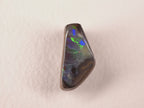 Opale boulder d’Australie — forme libre — 18,2 ct