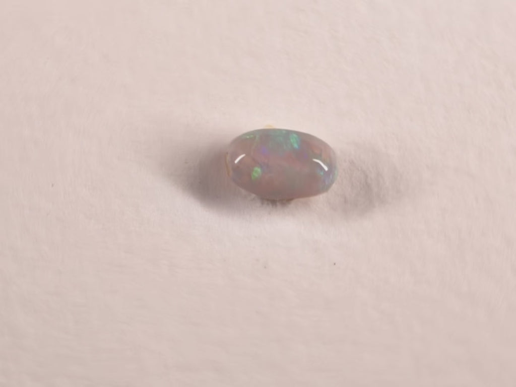 Opale d’Australie — ovale — 1,25 ct
