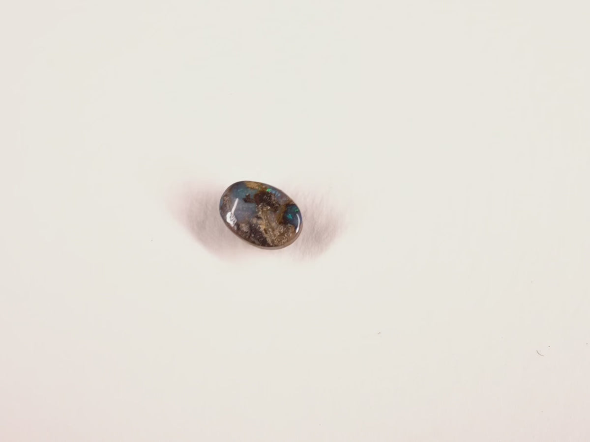 Opale boulder d’Australie — ovale — 1,1 ct