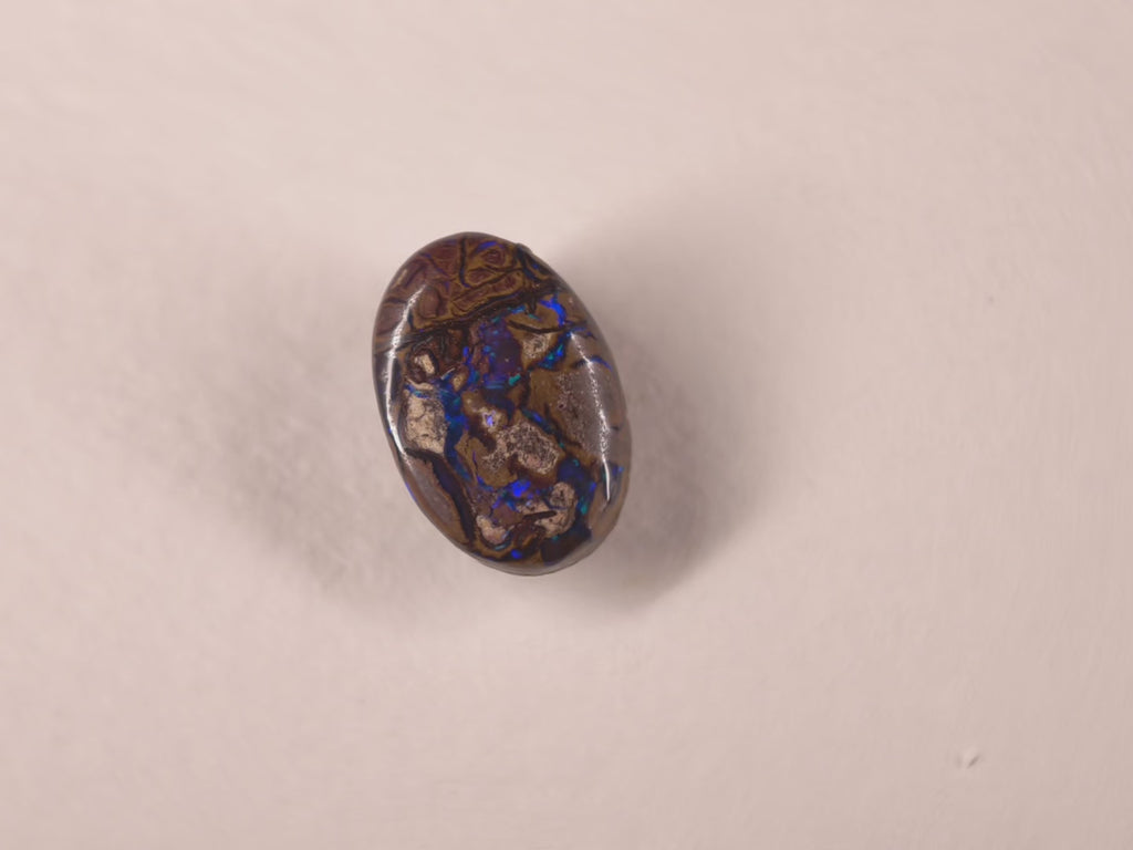 Opale boulder d’Australie — ovale — 4,3 ct