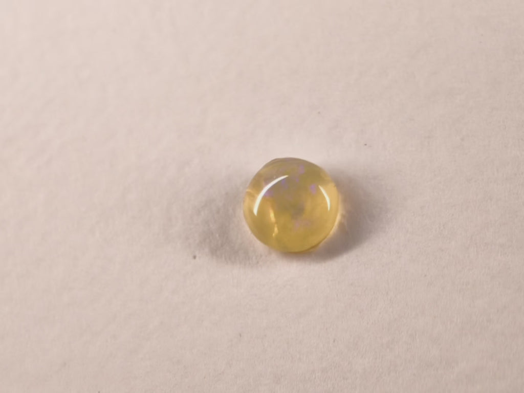 Opale d’Australie — ronde — 0,95 ct
