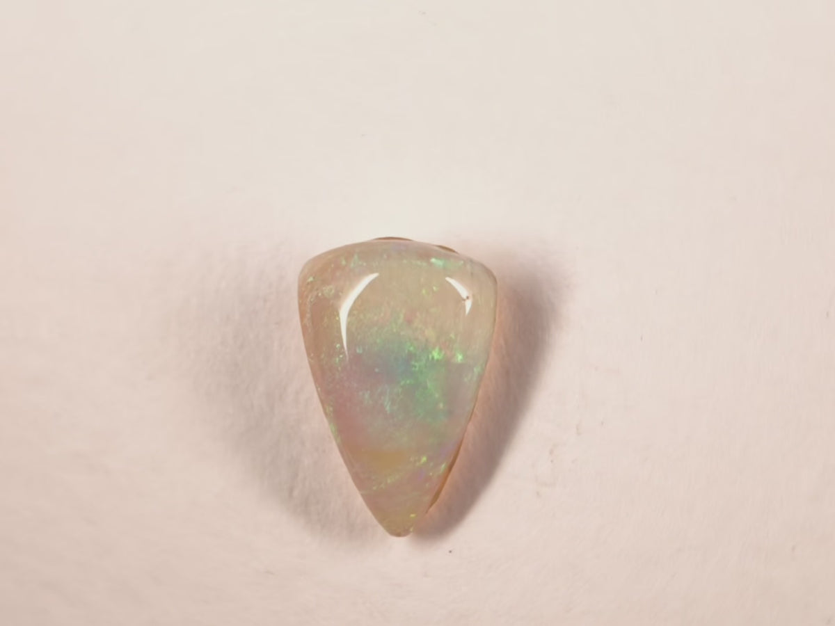 Opale boulder d’Australie — forme libre — 2,65 ct