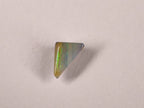 Opale boulder d’Australie — triangle — 2,9 ct