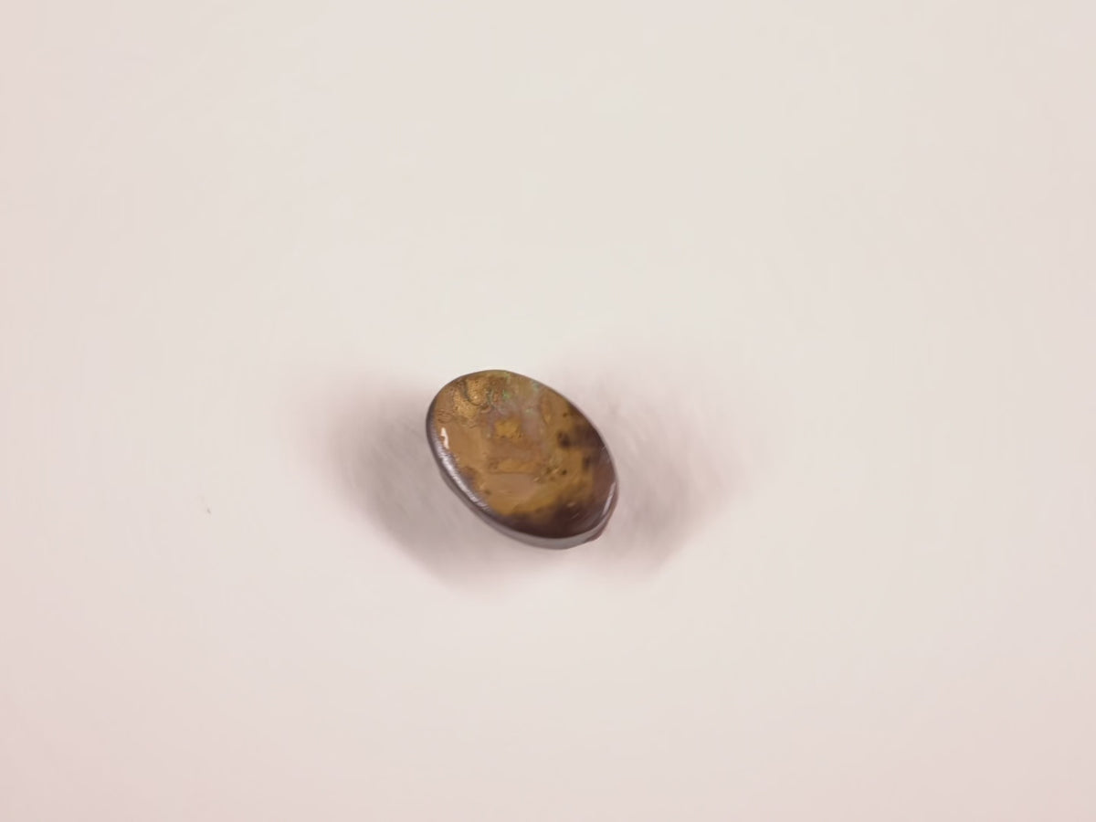 Opale boulder d’Australie — ovale — 2,3 ct