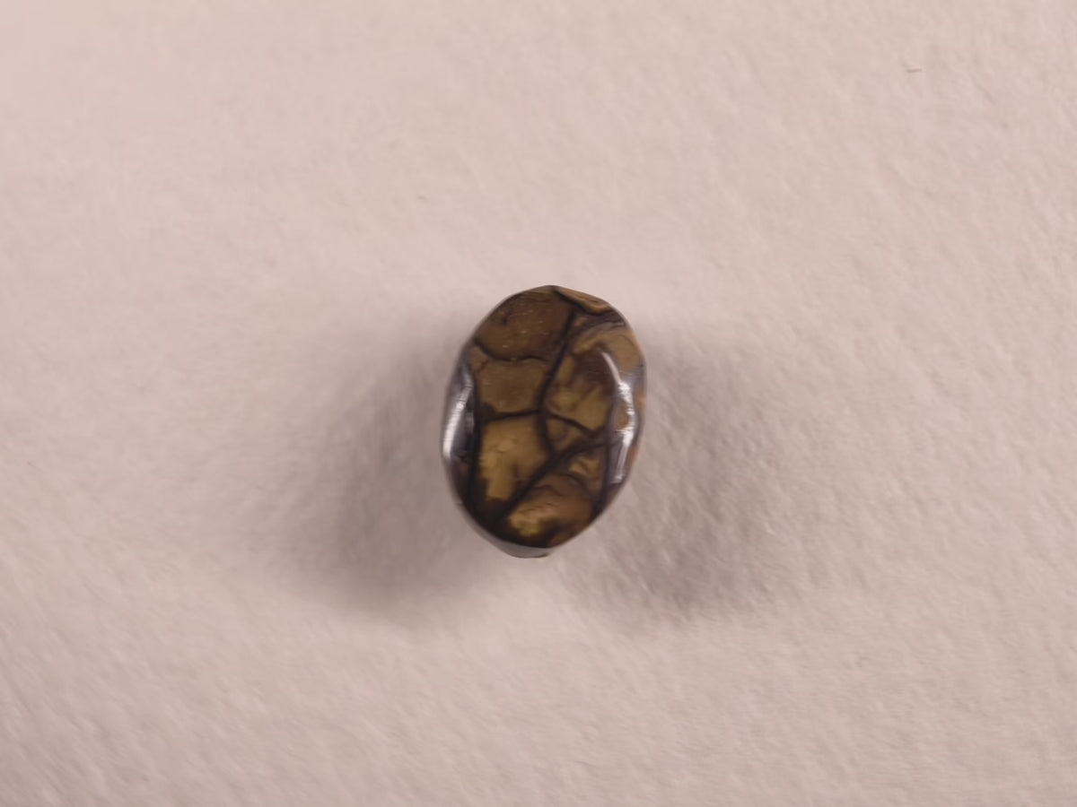 Opale boulder d’Australie — ovale — 5,5 ct