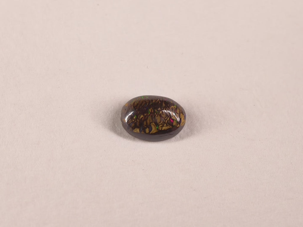 Opale boulder d’Australie — ovale — 2,6 ct