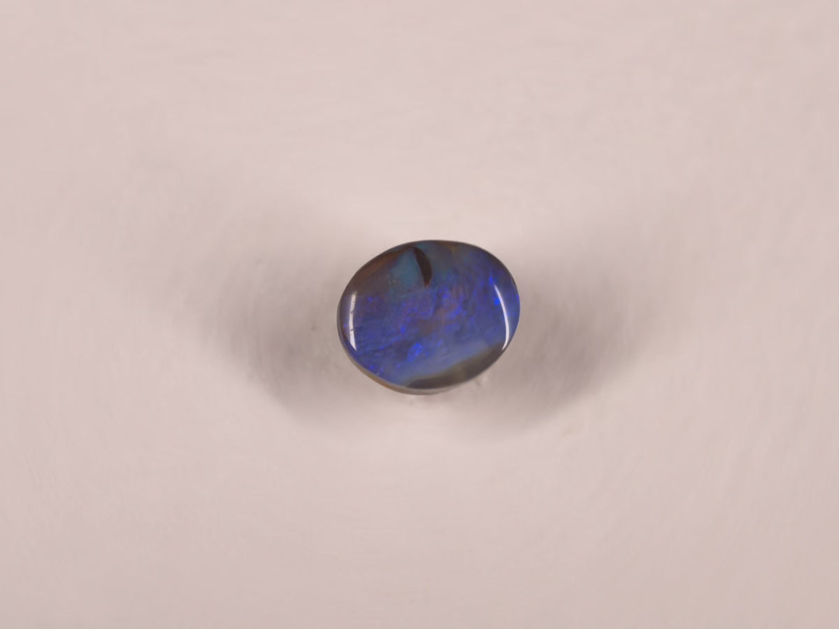 Opale boulder d’Australie — ovale — 3,2 ct