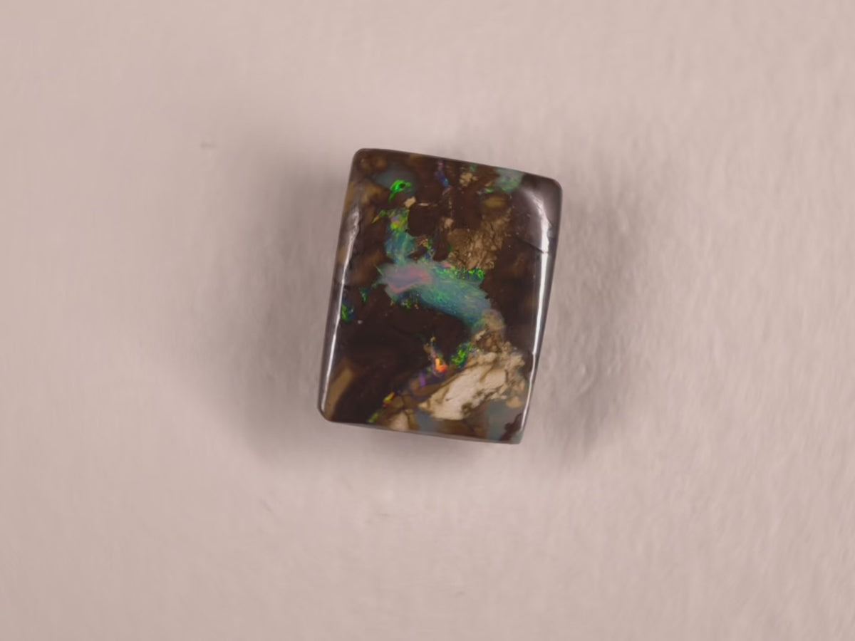 Opale boulder d’Australie — rectangle — 5 ct