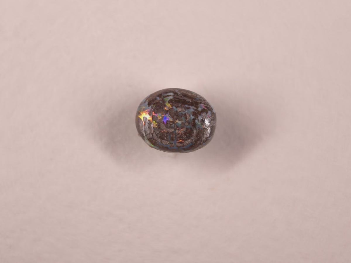 Opale boulder d’Australie — ovale — 2,2 ct
