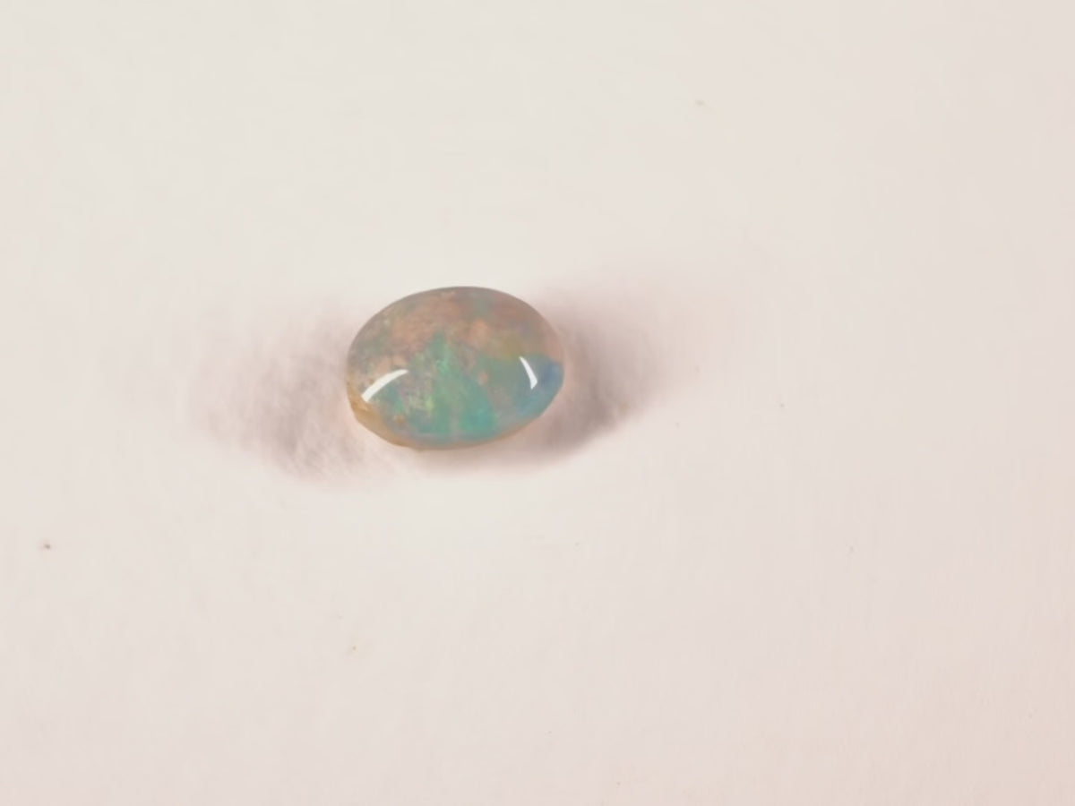 Opale boulder d’Australie — ovale — 0,55 ct